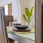Luxury Private Pool Bbq & 5star Amenities Villa *