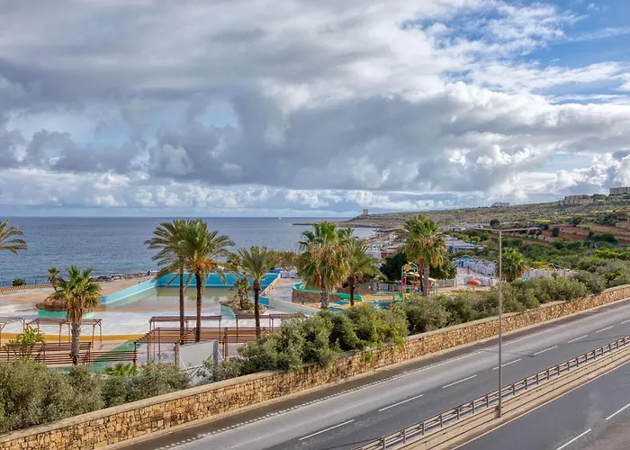 Villa Luxury Private Pool Bbq & 5star Amenities Baħar iċ-Ċagħaq