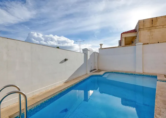 Luxury Private Pool Bbq & 5star Amenities Baħar iċ-Ċagħaq