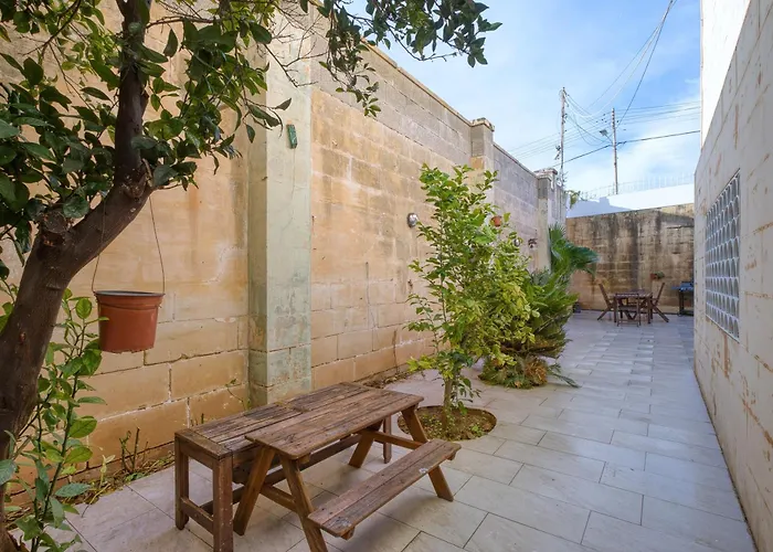 Luxury Private Pool Bbq & 5star Amenities Villa Baħar iċ-Ċagħaq
