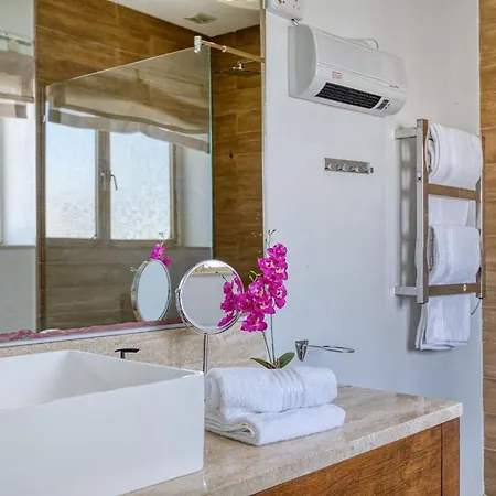 Luxury Private Pool Bbq & 5star Amenities Villa *