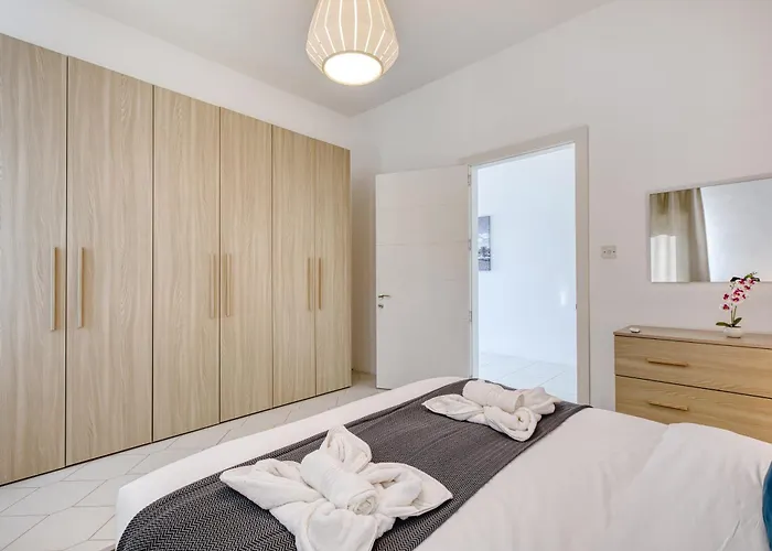 Luxury Private Pool Bbq & 5star Amenities Vilă