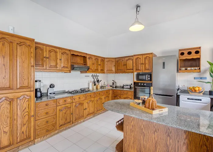 Vilă Luxury Private Pool Bbq & 5star Amenities Bahar ic-Caghaq